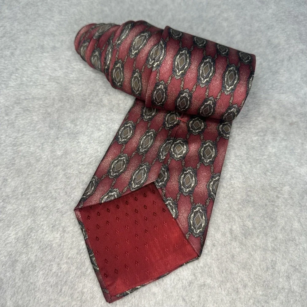 Henry Grethel Tie Mens One‎ Size Burgundy Silk Geometric Medallion Made in USA